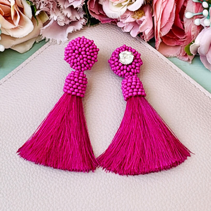 Auffällige Perlen-QuastenOhrringe in Pink