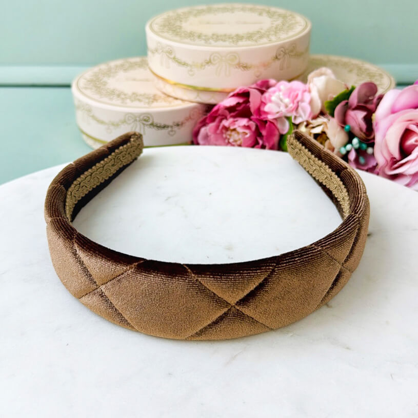 Gesteppter Samt-Haarreif in Braun