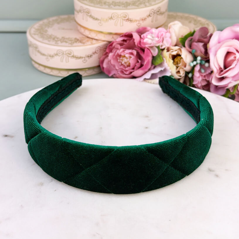 Gesteppter Samt-Haarreif in Dunkelgrün
