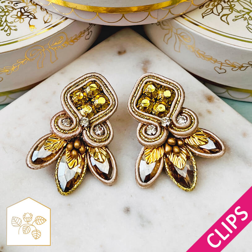 Zauberhafte Soutache-Ohrclips in Gold und Champagner