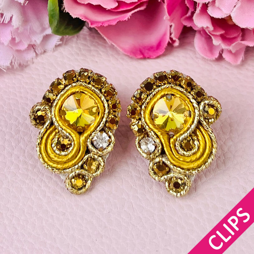 Schöne Soutache-Ohrclips in Gold