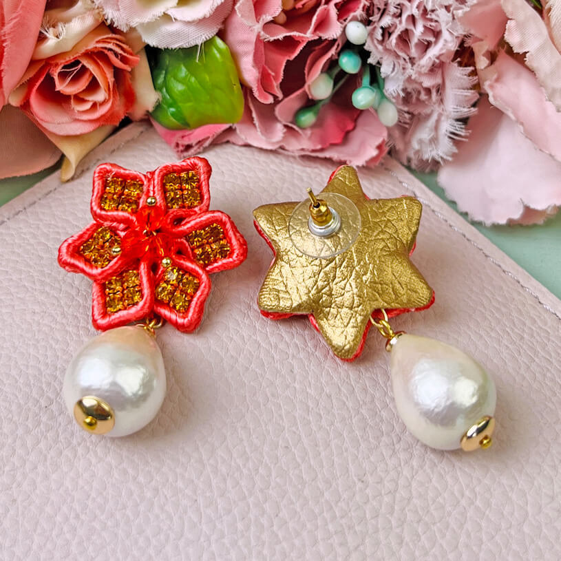 Süße Blumen-Soutache-Ohrringe in Pink mit kleinen Baumwolltropfen