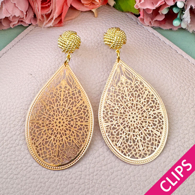 Vergoldete Knoten-Ohrclips mit zartgeprägten Tropfen in Roségold