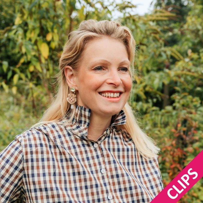 Schlichte Soutache-Ohrclips in Rosa und Champagner