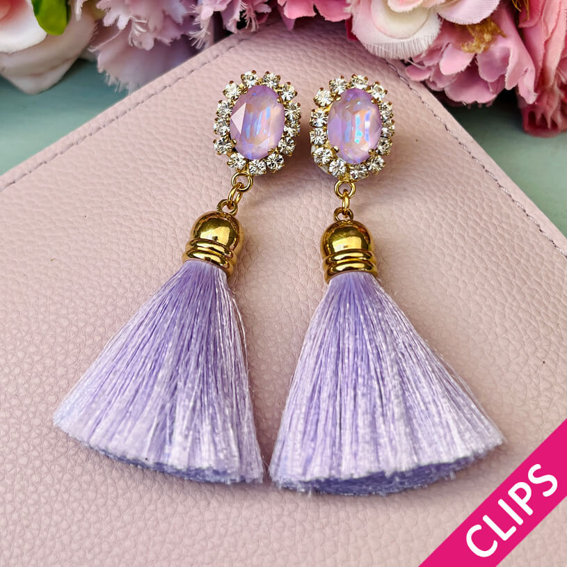 Edel funkelnde Ohrclips in Flieder mit Quaste