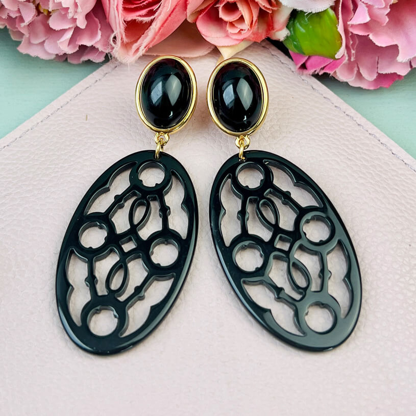 Schwarze Trensen-Ohrringe mit Oval von AmuseToi