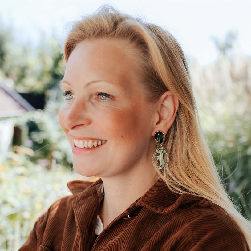 Dackel-Ohrstecker in Silbergrün von AmuseToi