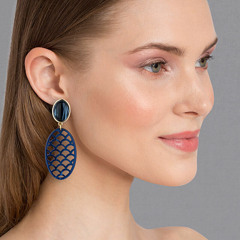 Dunkelblaue Ohrringe mit Oval von AmuseToi
