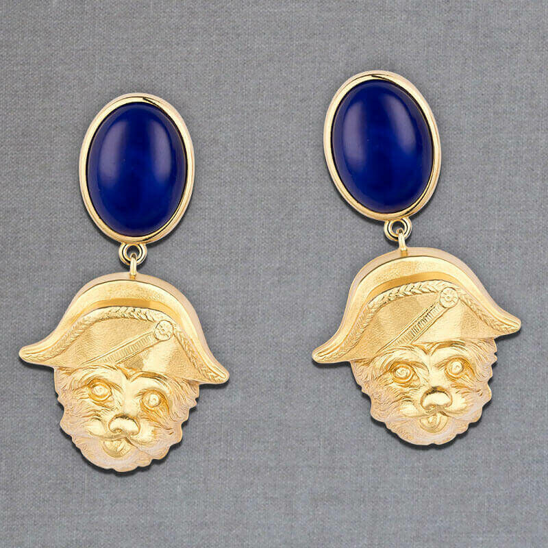 Dunkelblauer  Ohrstecker mit vergoldetem Hund von AmuseToi