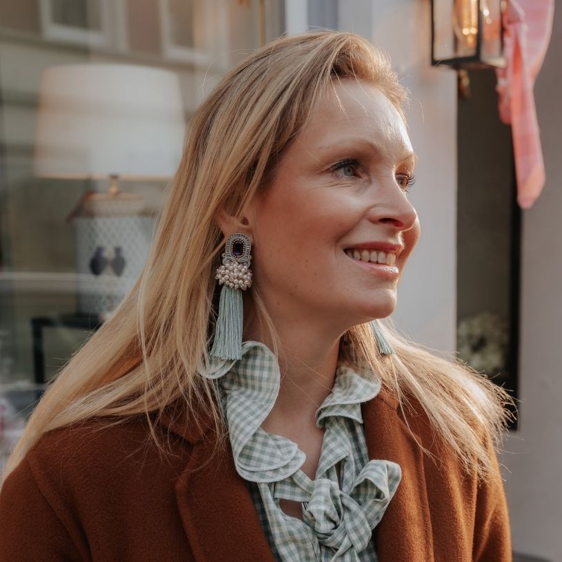 Auffällige Soutache-Quastenohrclips in Mintgrün und Violett