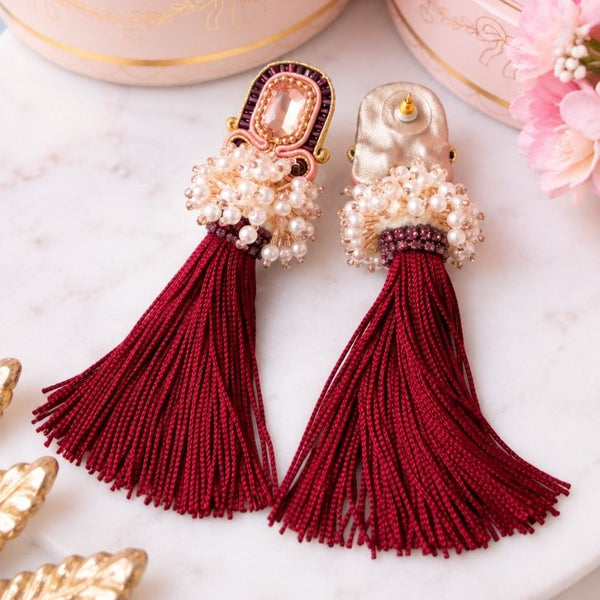 Auffällige Soutache-Quastenohrringe in Violett, Rosa und Rot