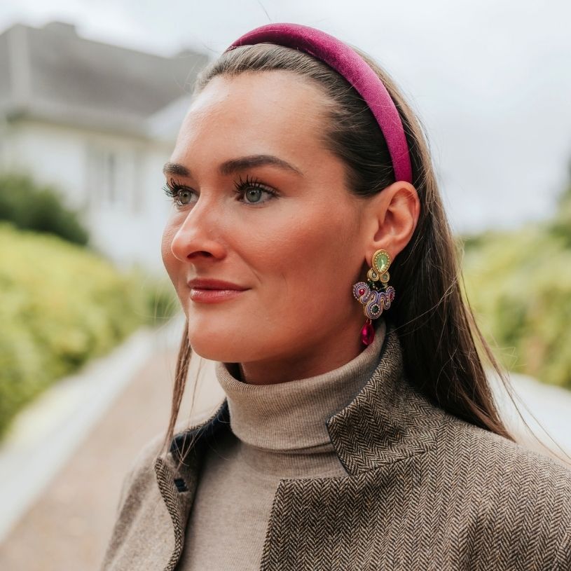 Modische Soutache-Ohrringe in Violett, Pink und Grün