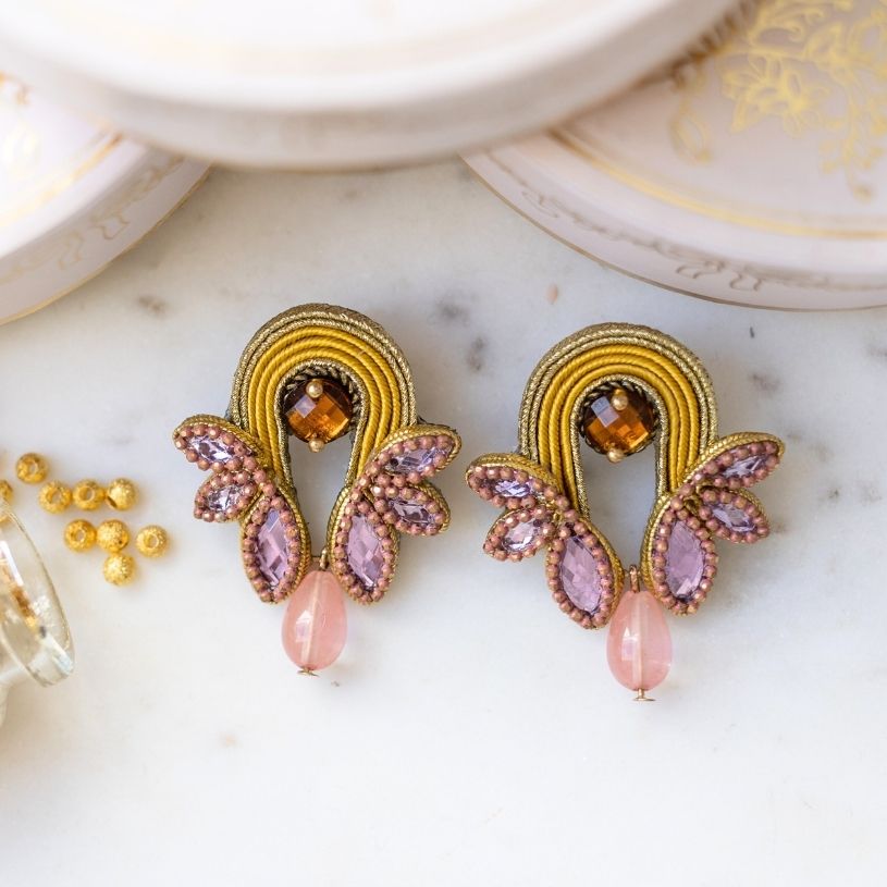 Vorbestellbar - Modische Soutache-Ohrringe in Gelb und Rosa