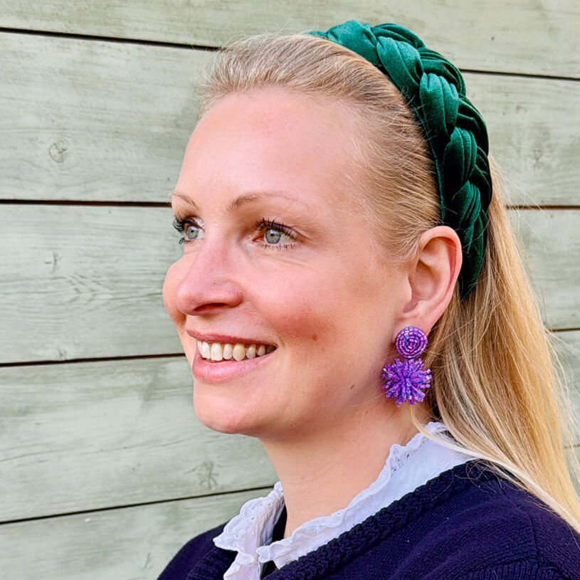 Moderne StatementOhrringe aus Perlen in Rosa mit Blauschimmer