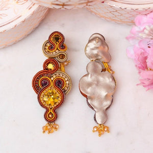 Elegante Soutache-Ohrringe in Braun und Gold