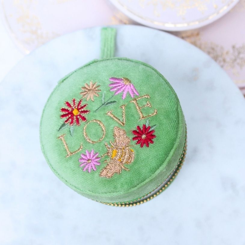 Runde Samt-Schmuckschatulle in Lindgrün