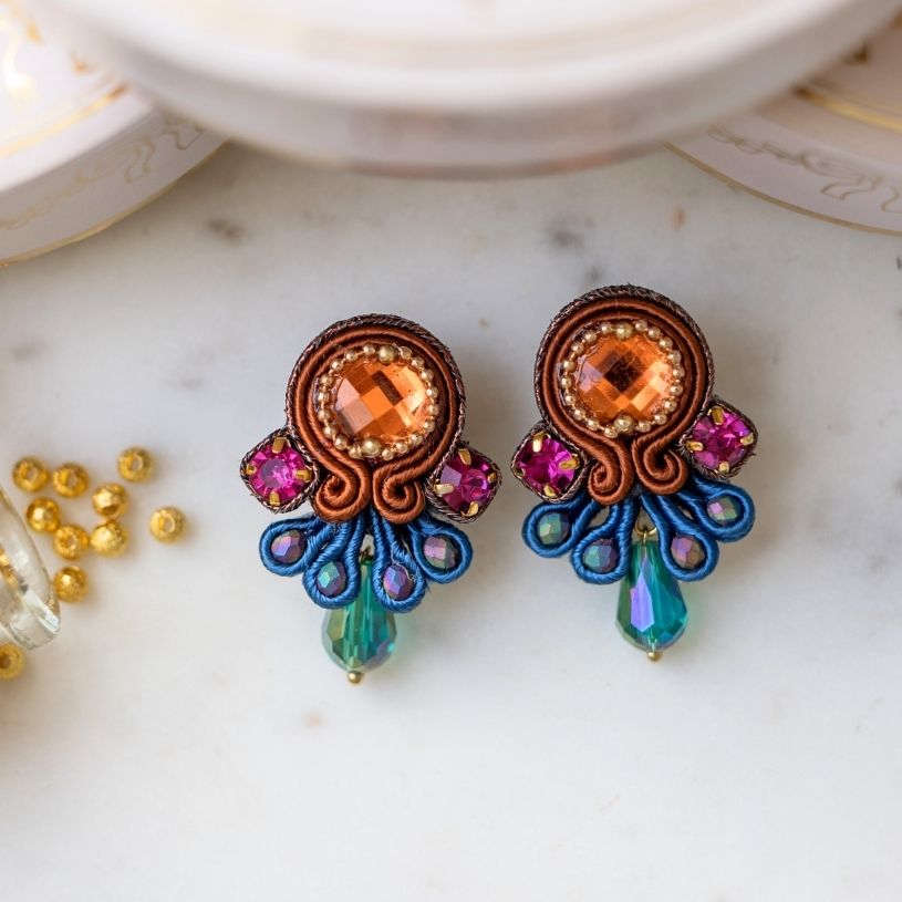 Vorbestellbar - Farbenfrohe Statement-Ohrringe in Orange, Blau und Pink