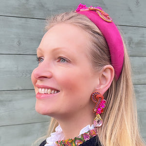 Exotische Soutache-Ohrringe in Pink und Gold