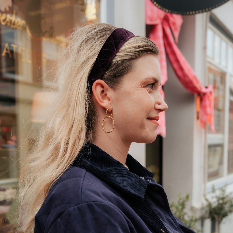 Gesteppter Samt-Haarreif in Pflaumenviolett