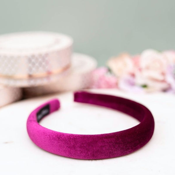 Schmaler glatter Samt-Haarreif in Magenta-Pink