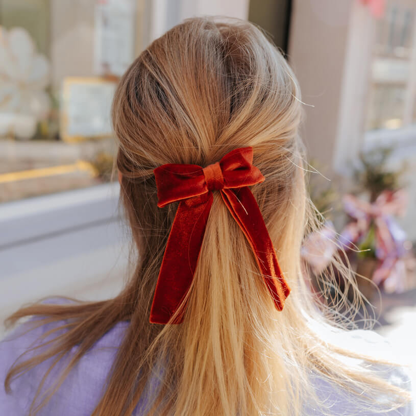 Orange Samt-Schleife als Haarspange
