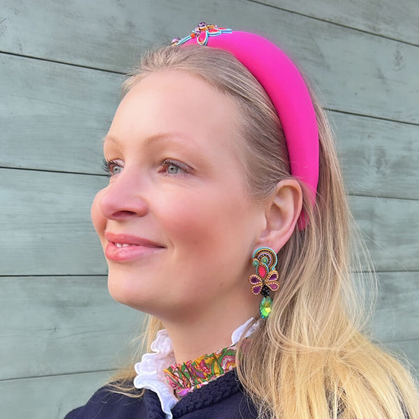 Trendige Soutache-Ohrringe in bunten Farben