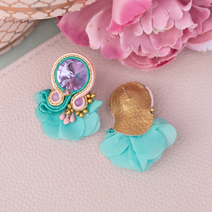 Kleine Soutache-Ohrringe in Türkis und Flieder
