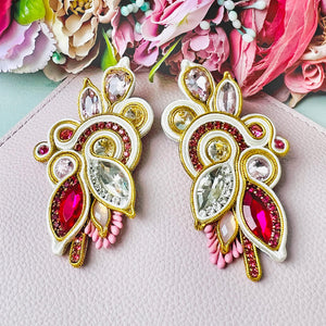 Große Soutache-Ohrringe in Rosa und Champagner