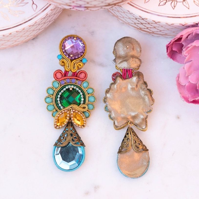 Raffinierte Soutache-Ohrringe in Blau, Türkis, Grün und Flieder