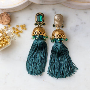 Vorbestellbar - Elegante Soutache-Quastenohrringe in Dunkelgrün