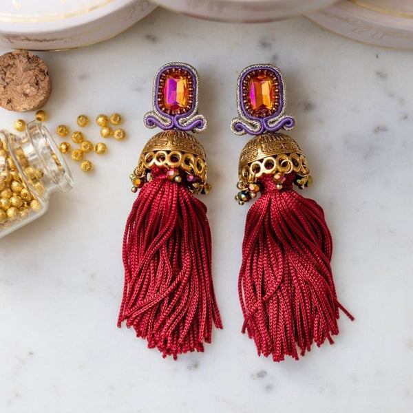 Vorbestellbar - Elegante Soutache-Quastenohrringe in Dunkelrot