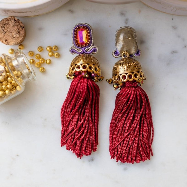 Vorbestellbar - Elegante Soutache-Quastenohrringe in Dunkelrot