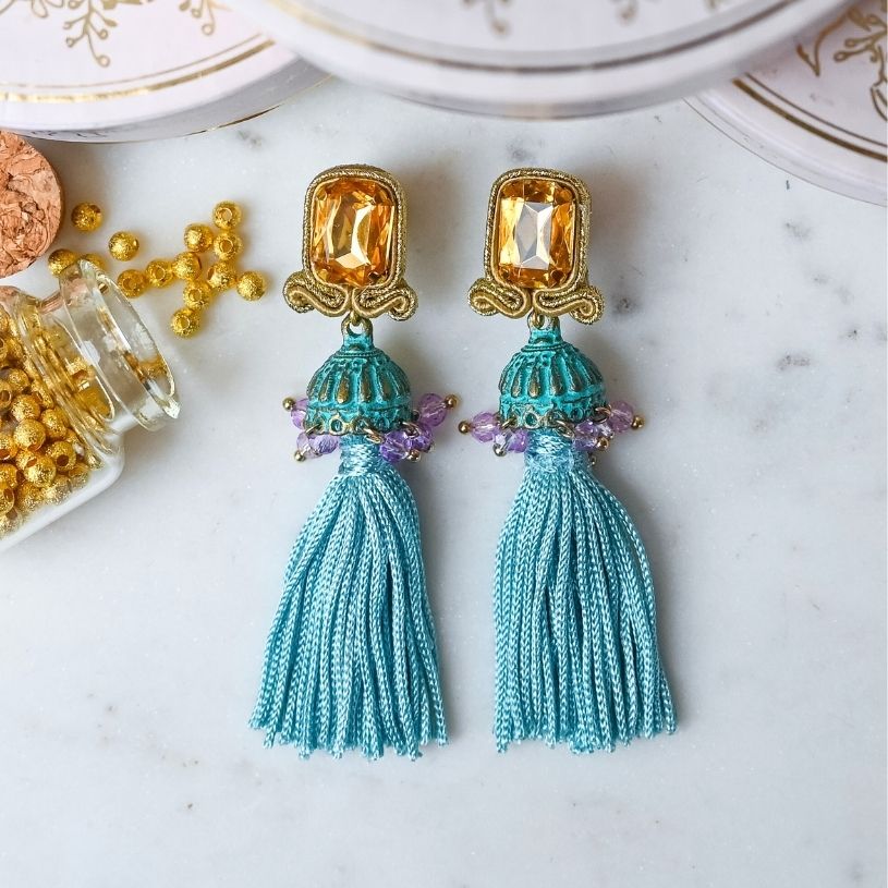 Vorbestellbar - Elegante Soutache-Quastenohrringe in Türkis, Gelb und Violett