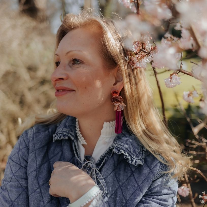 Quasten-Soutache-Ohrringe in Orange, Rosa und Pink