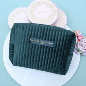 Große Samt-Tasche mit Reißverschluss in Dunkelgrün