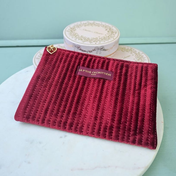 Samt-Tasche mit Reißverschluss in Dunkelrot