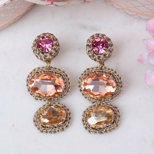 Funkelnde Statement-Ohrringe in Rosa, Pfirsichorange und Champagner