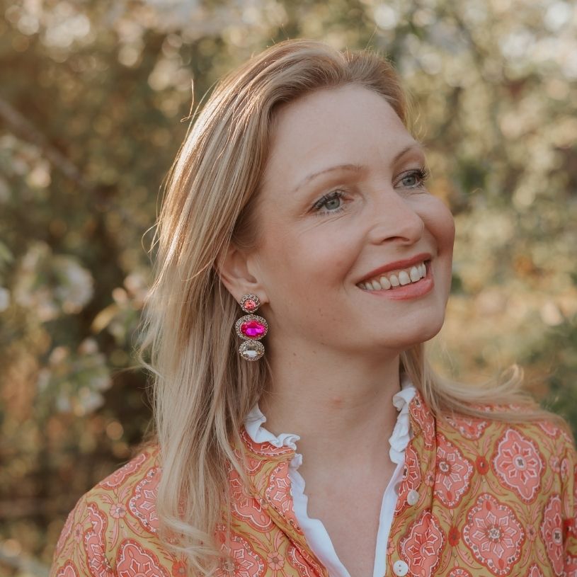 Funkelnde Statement-Ohrringe in Rosa, Pink und Champagner