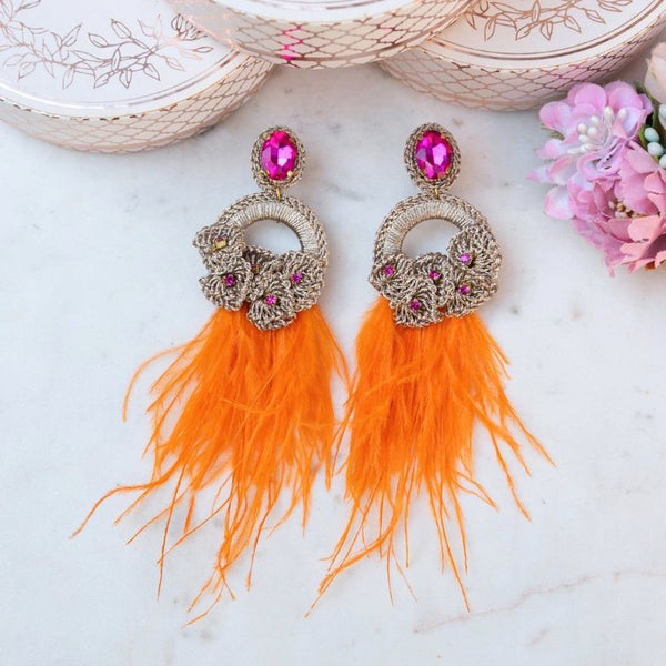 Extravagante Feder-Statement-Ohrringe in Pink, Orange und Champagner