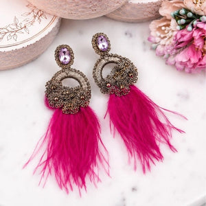 Extravagante Feder-Statement-Ohrringe in Rosa, Pink und Champagner