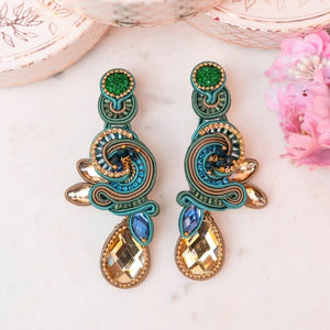 Stilvolle Soutache-Ohrringe in Blau, Türkis und Grün