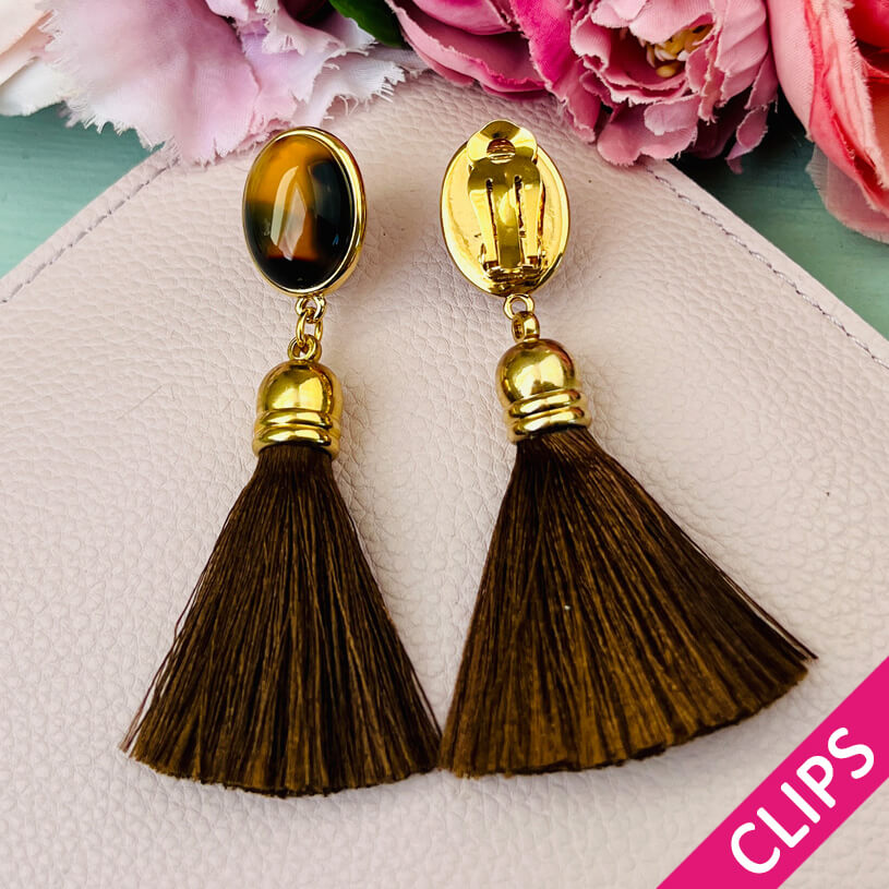 Vergoldete Quasten-Ohrclips in Schildpatt mit dunkelbrauner Quaste