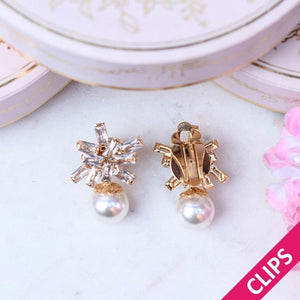 Kleine funkelnde Glas-Kristall-Ohrclips mit Perle