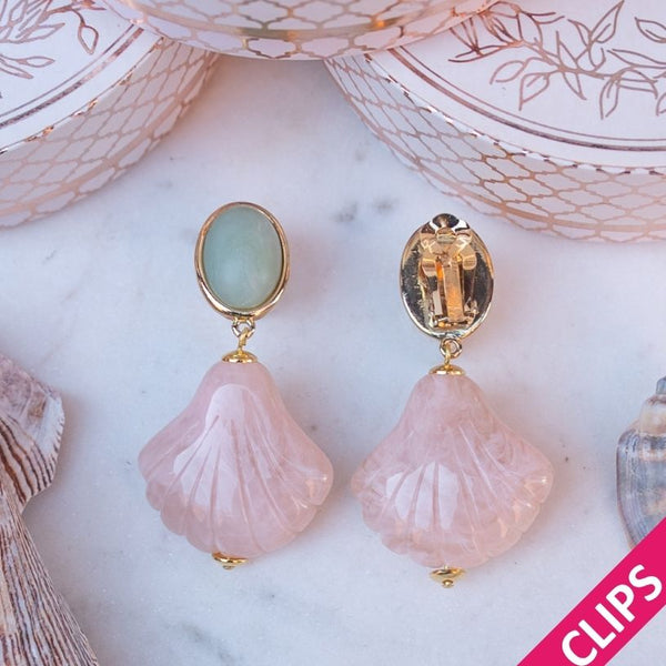 Sommerliche Muschel-Ohrclips in Jadegrün und Rosa