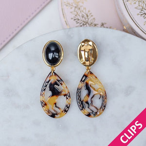 Pferde-Ohrclips in Schwarz und Schildpattfarben von AmuseToi