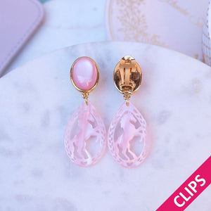Pferde-Ohrclips in Rosa von AmuseToi