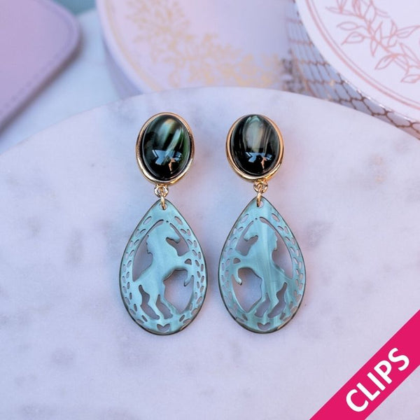 Pferde-Ohrclips in Silbergrün von AmuseToi