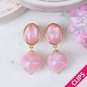 Stilvolle Kugel-Ohrclips in Rosa