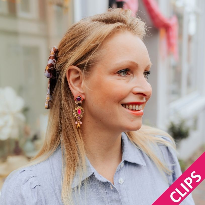 Wunderschöne Soutache-Ohrclips in Gold mit Pink und Violett