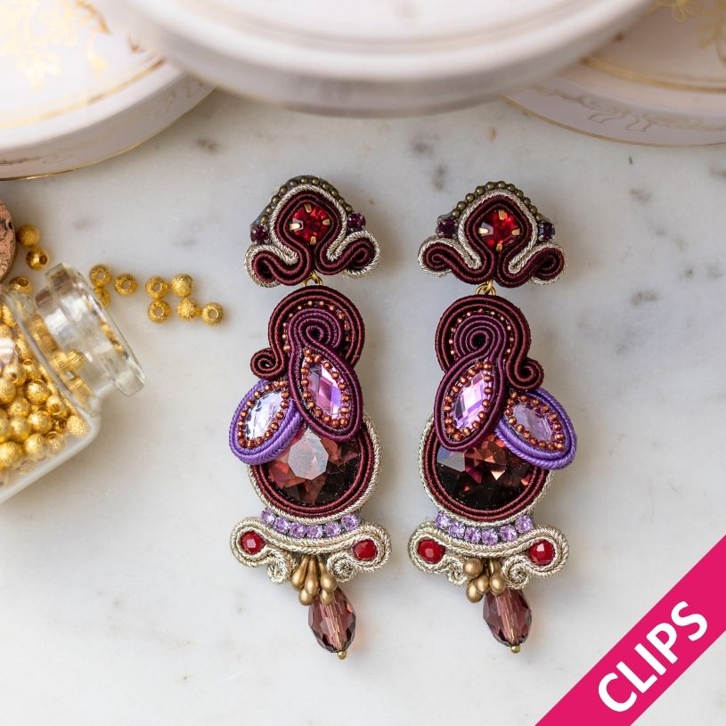Vorbestellbar - Filigrane Soutache-Ohrclips in Dunkelrot